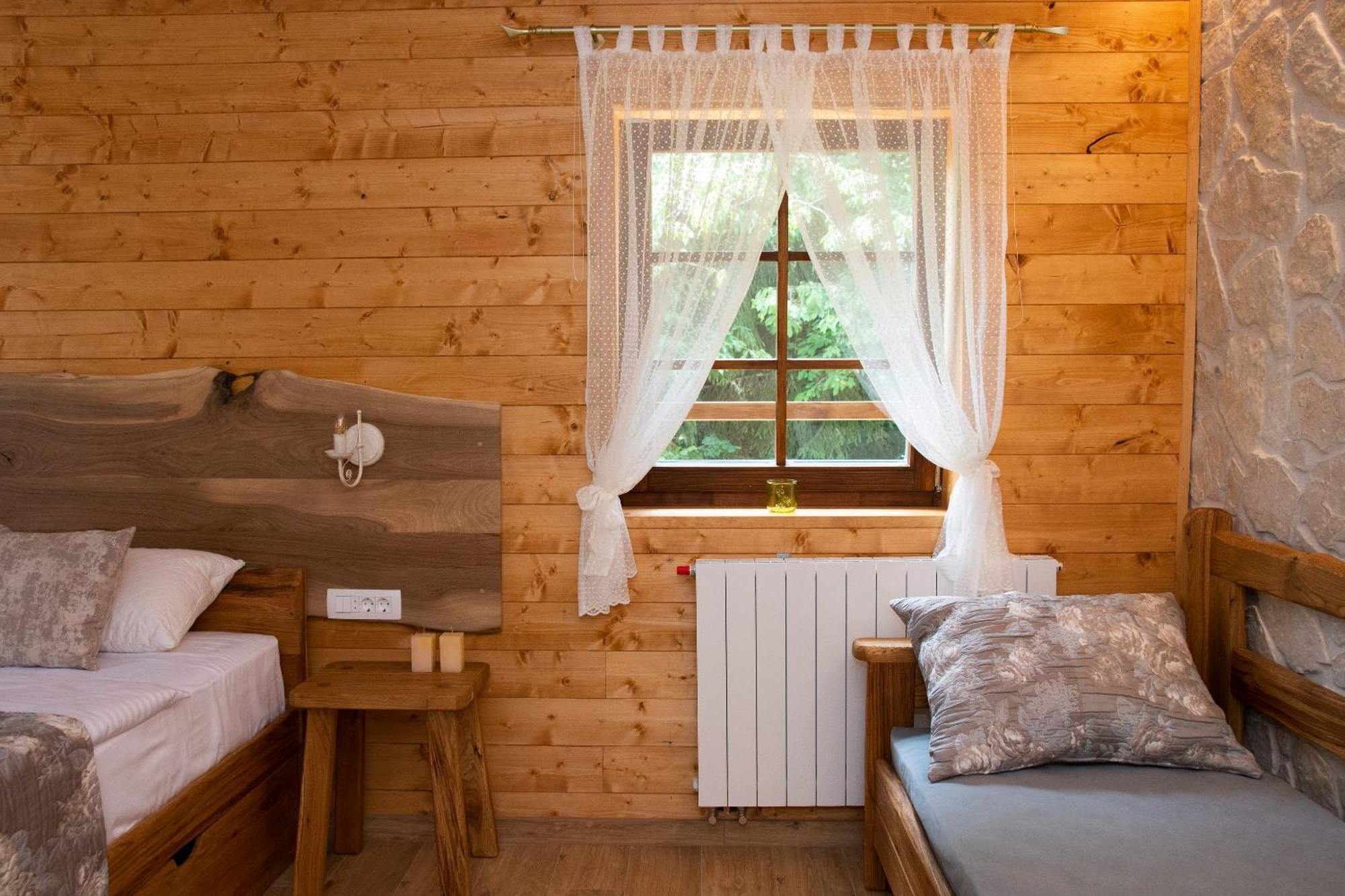 Boutique Villa Pearl Of Plitvice, Plitvice Lakes プリトビッチェ・セロ エクステリア 写真
